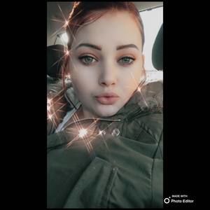 Meet your Posher, Selena